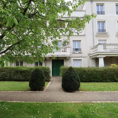 Appartement La Boheme By Plaza Serris