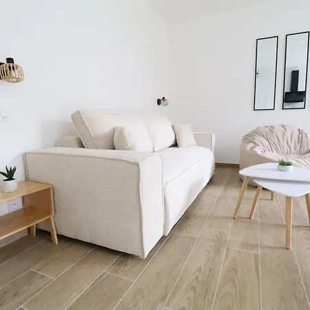 La Boheme By Plaza *