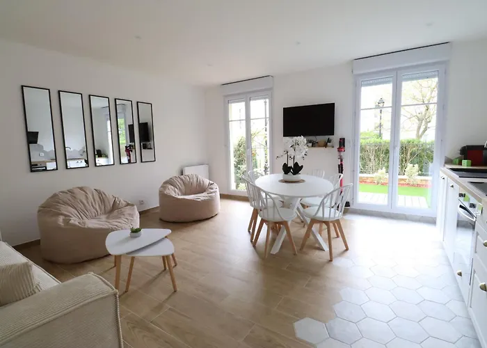 La Boheme By Plaza Appartement